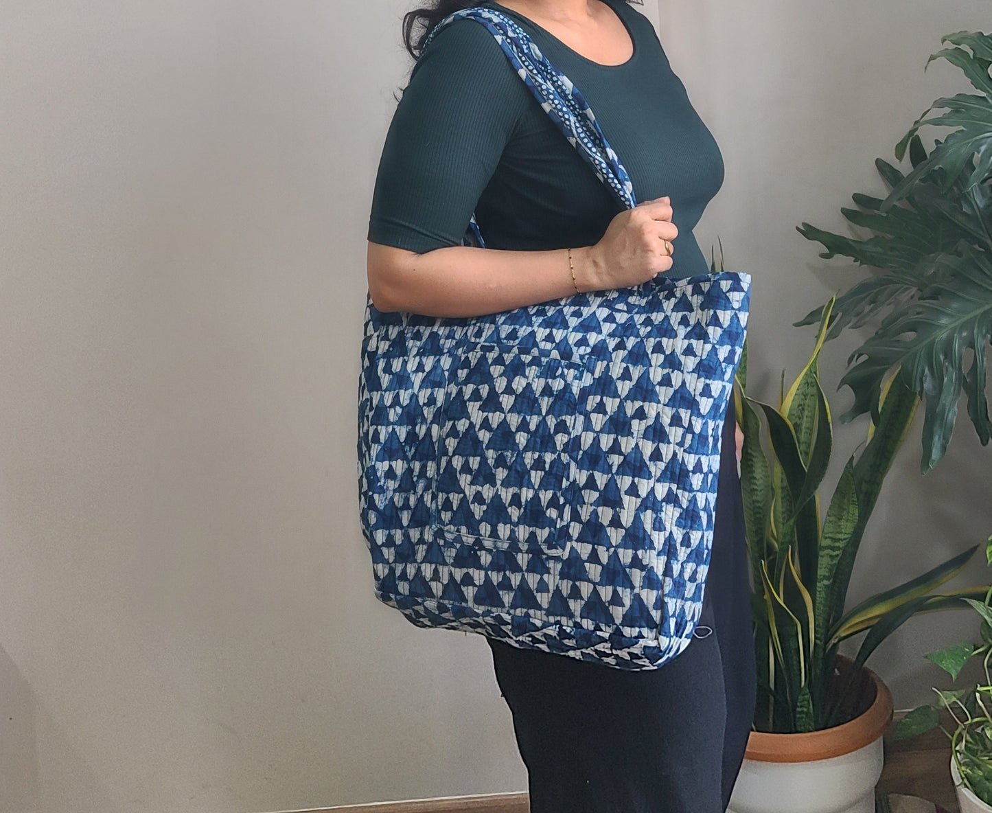 Floral indigo Reversible Tote bag - My Store