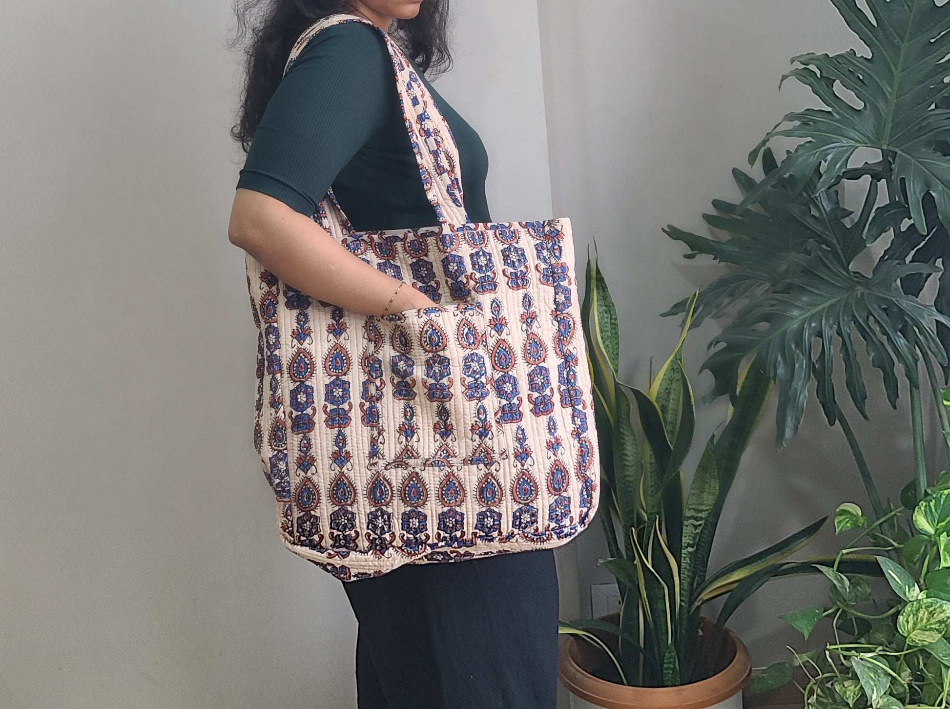 Floral bagru Reversible Tote bag - My Store