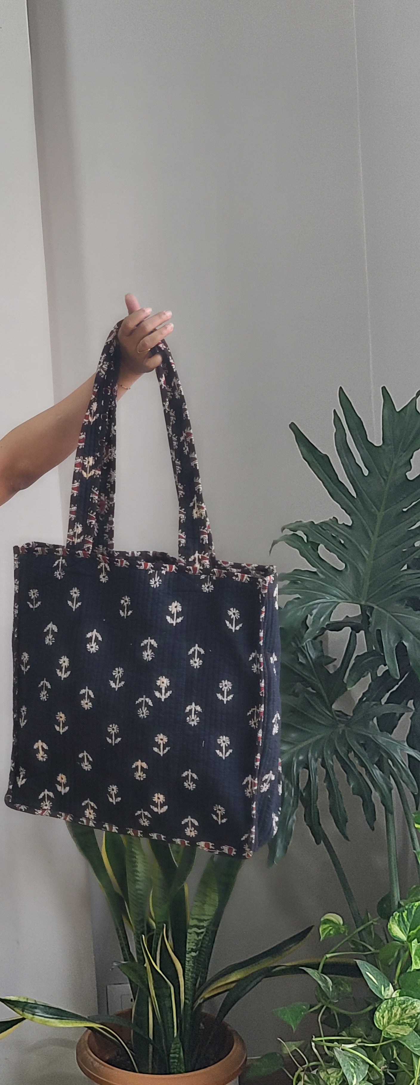 Floral black Reversible Tote bag - My Store