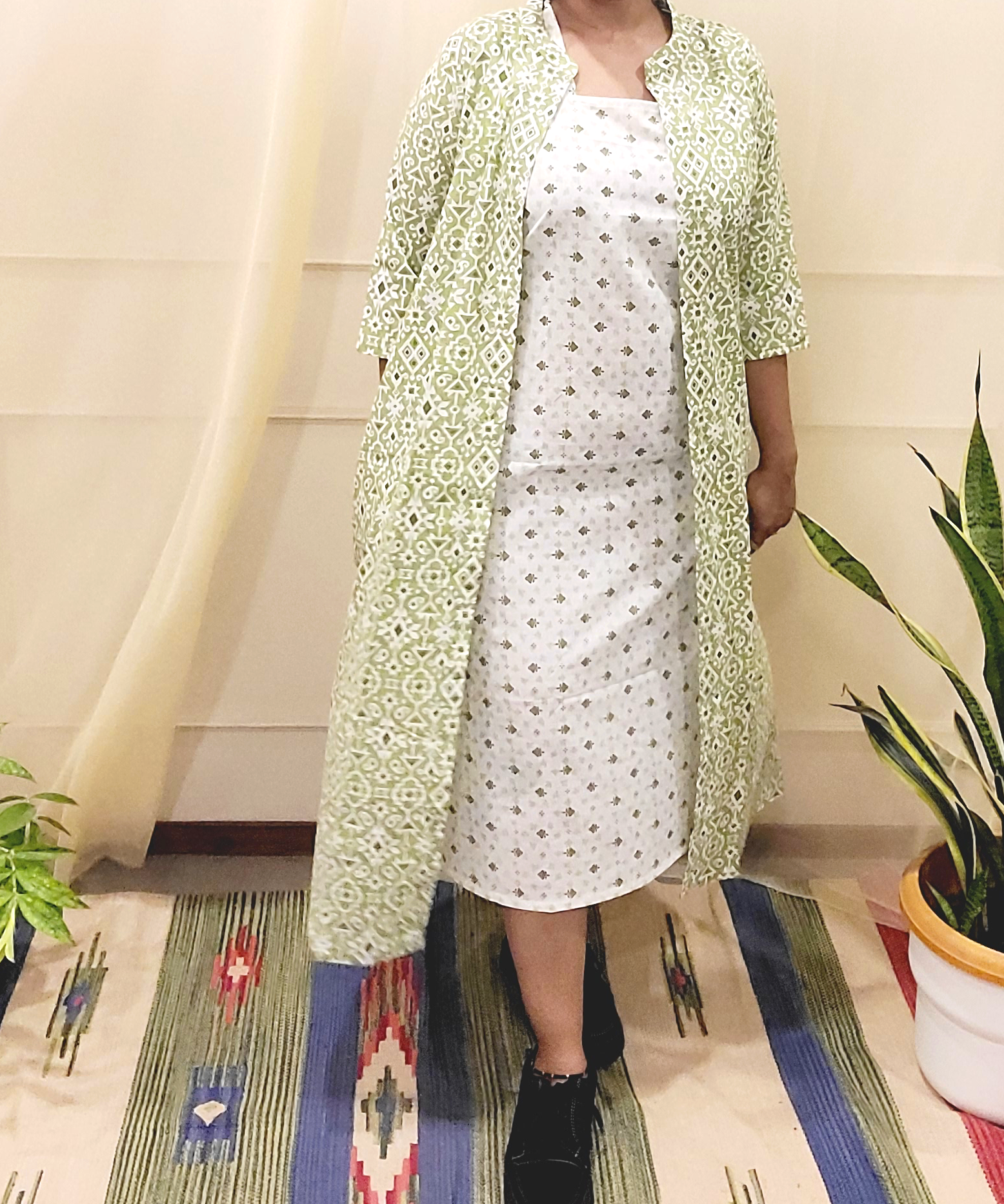 Sleevless printed long cotton dress with pista green Shrug - My Store