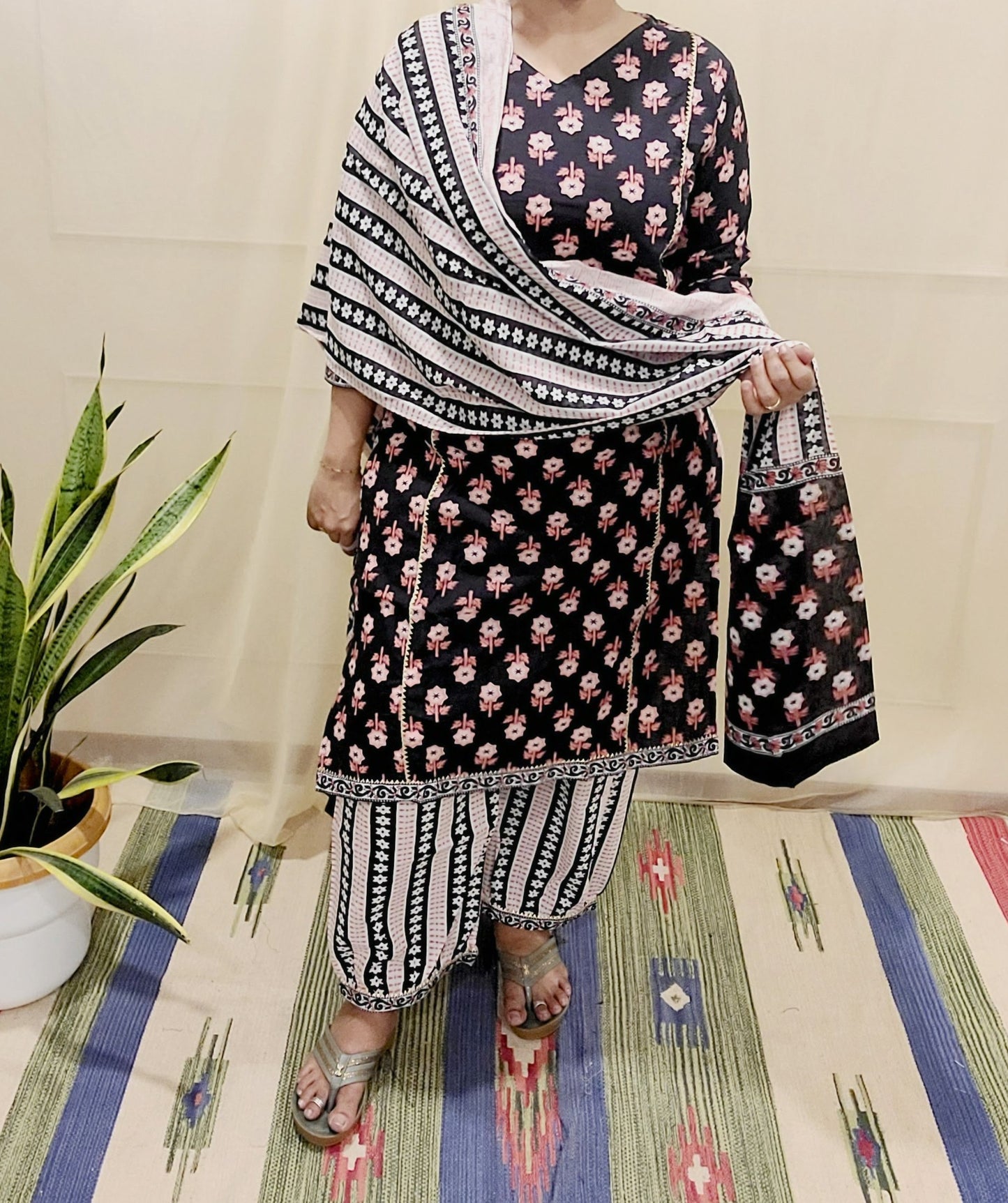 Women's block printed Kurta Pant and dupatta- Salwar suite- @Rs.599