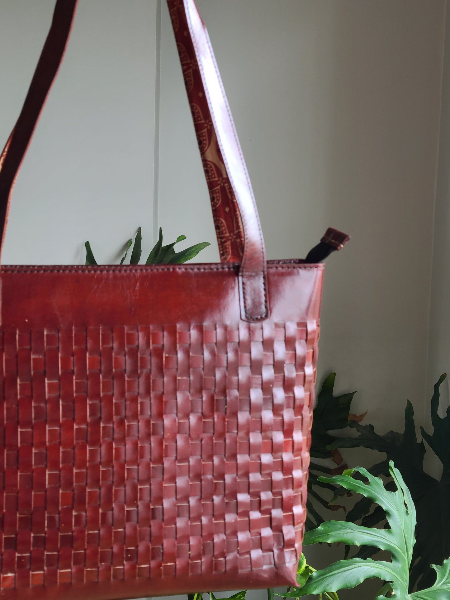 Leather Shoulder bag with checks pattern