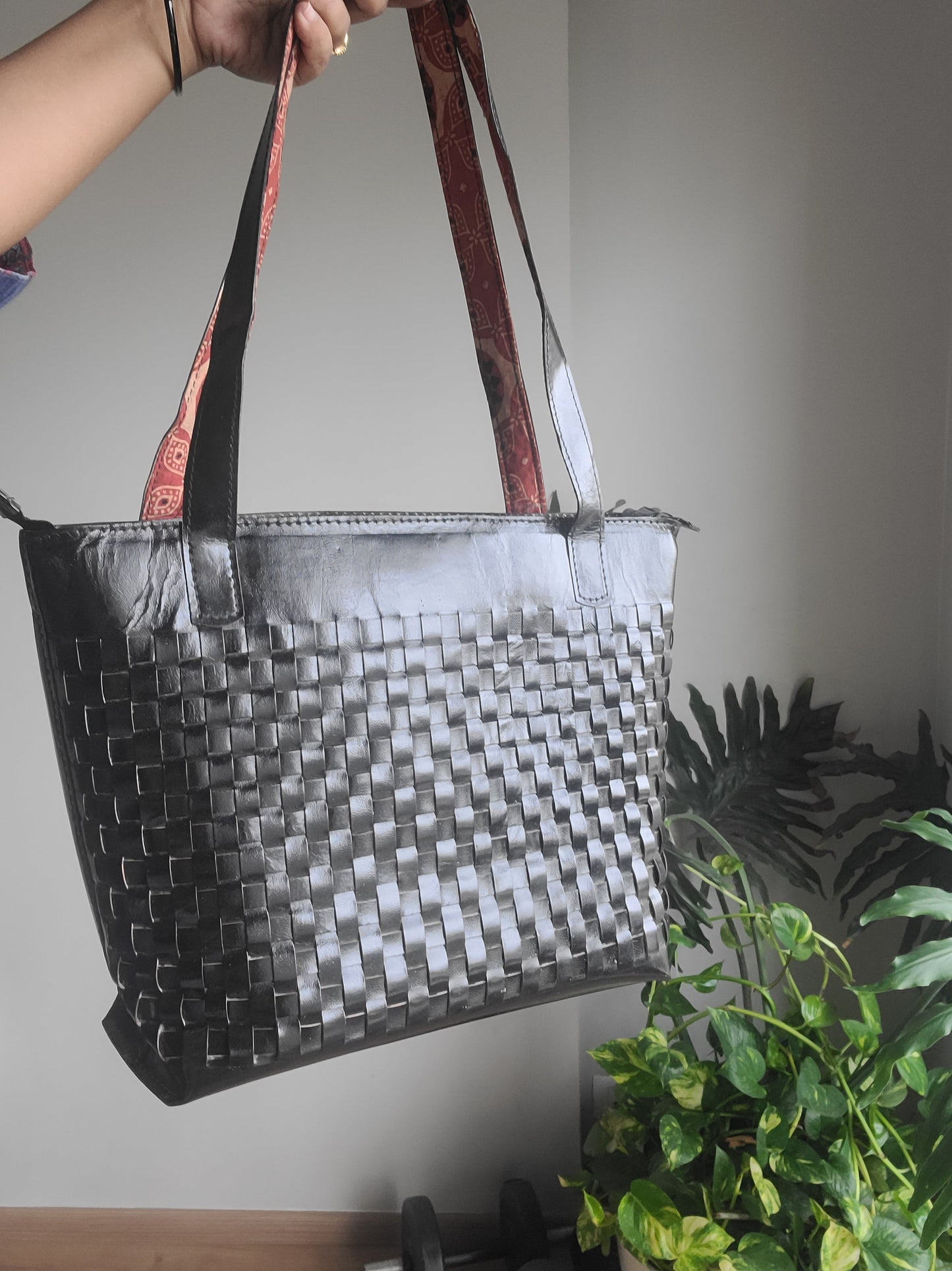 Leather Shoulder bag with checks pattern