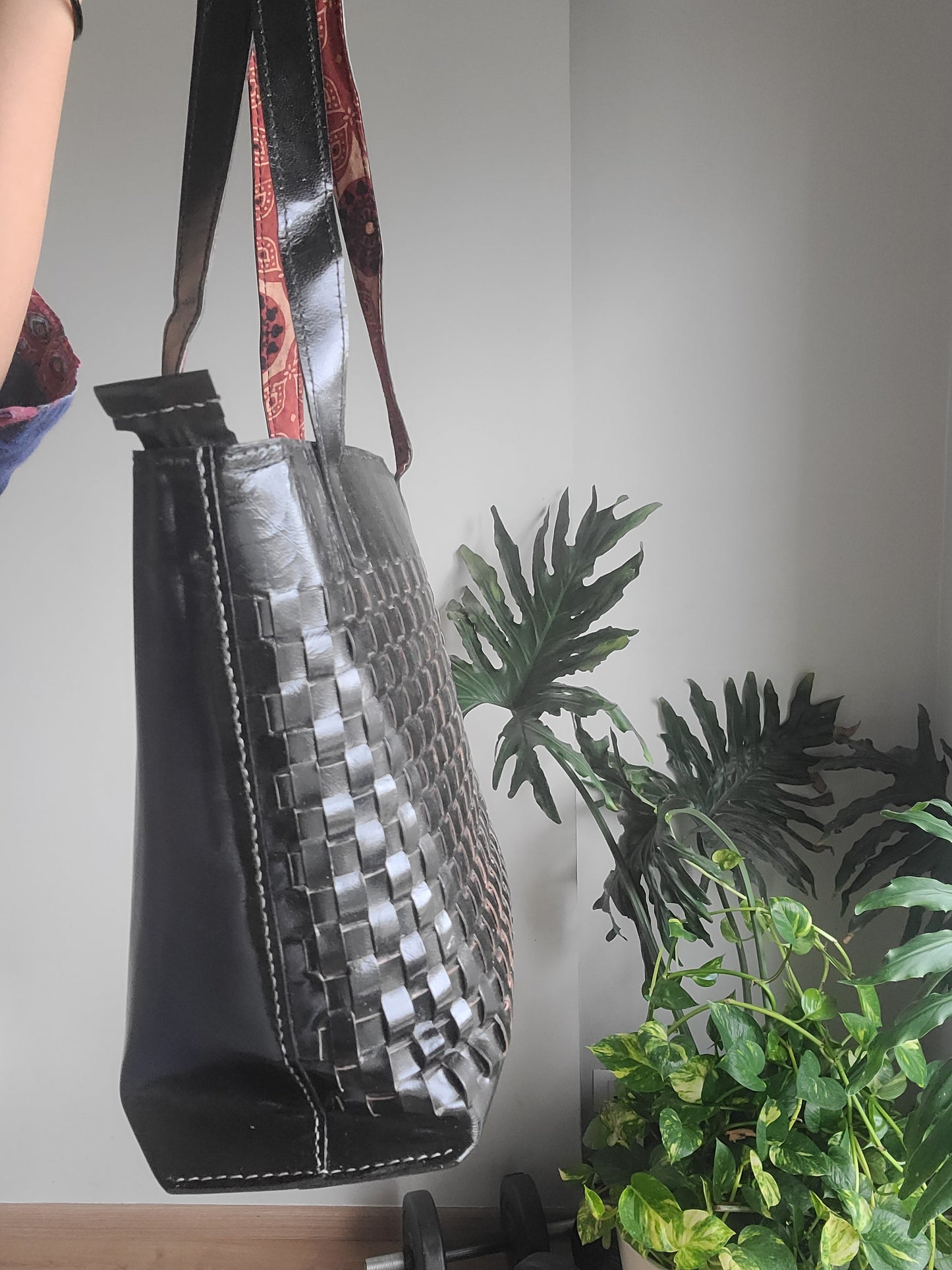 Leather Shoulder bag with checks pattern