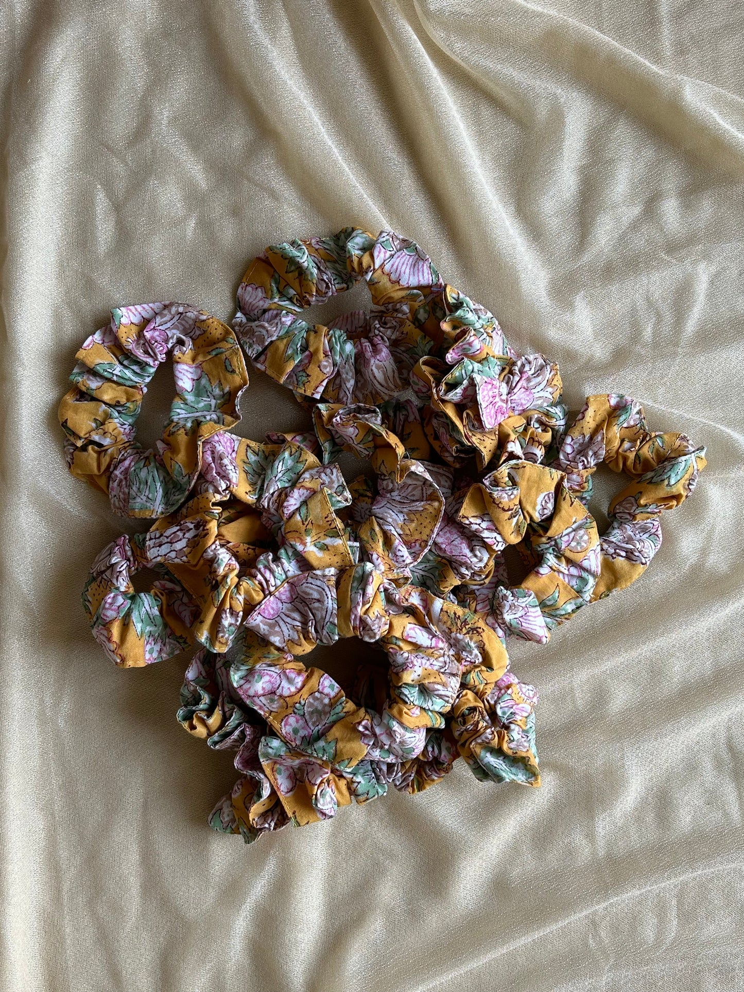 Floral printed Scrunchies- set of 3