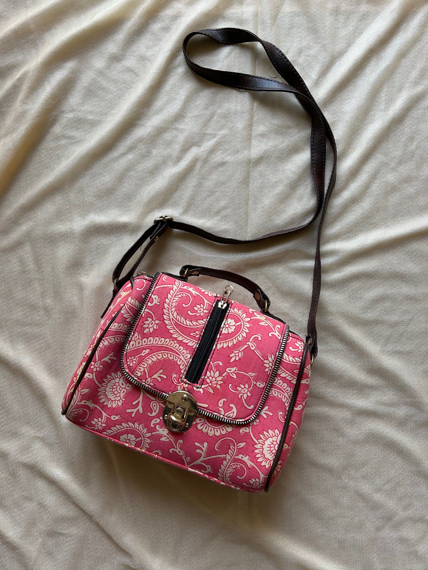 Floral printed Pink vegan sling bags