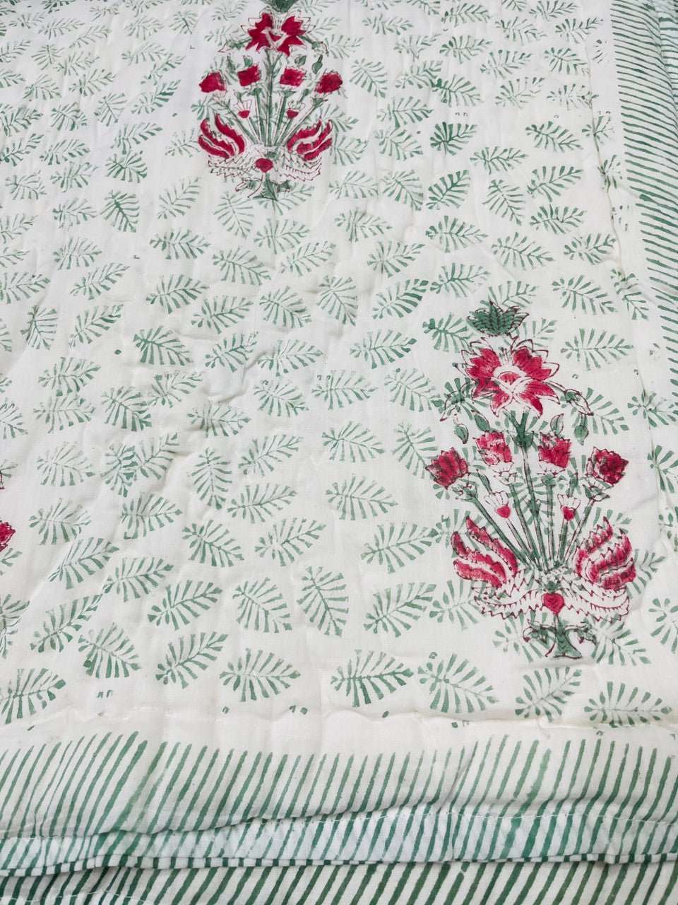 Exquisite Block Printed Rasai from Jaipur - Handcrafted Comfort and Elegance - Indianidhi