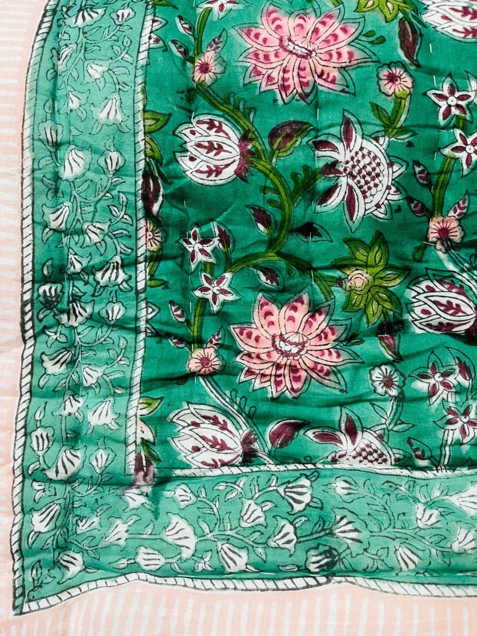 Exquisite Block Printed Rasai from Jaipur - Handcrafted Comfort and Elegance - Indianidhi