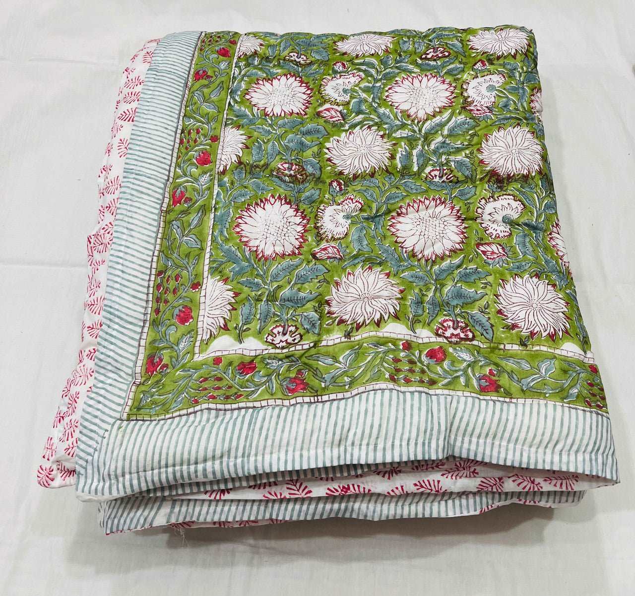 Exquisite Block Printed Rasai from Jaipur - Handcrafted Comfort and Elegance - Indianidhi