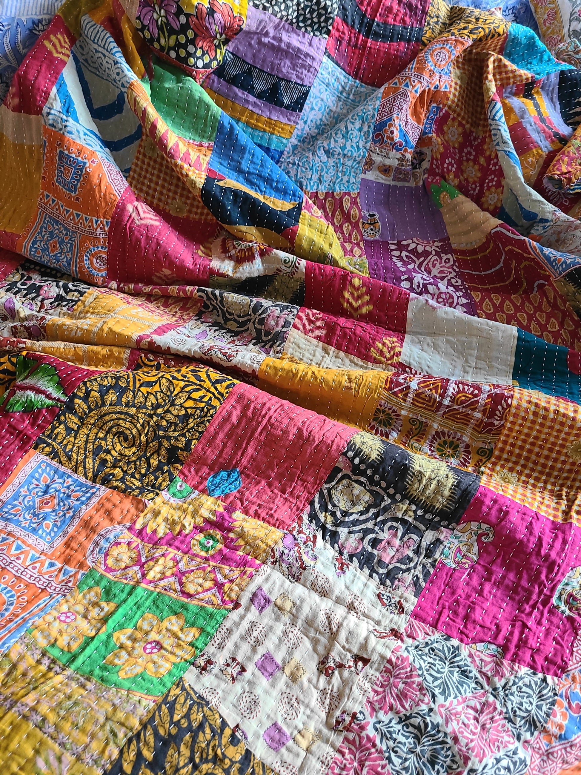 Thrift Kantha Quilt : A Tapestry of Indian Craftsmanship - My Store